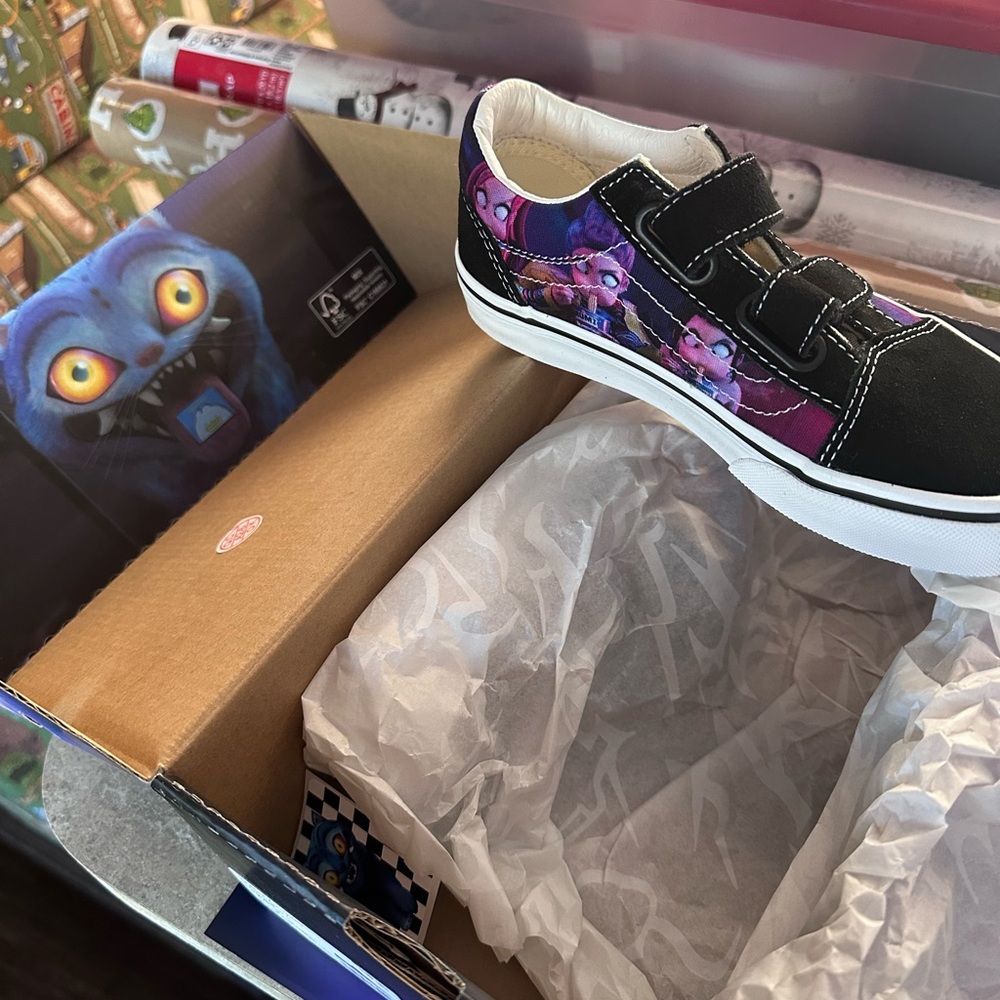 KPOP Demon Hunters Vans Purple and Black Sneakers